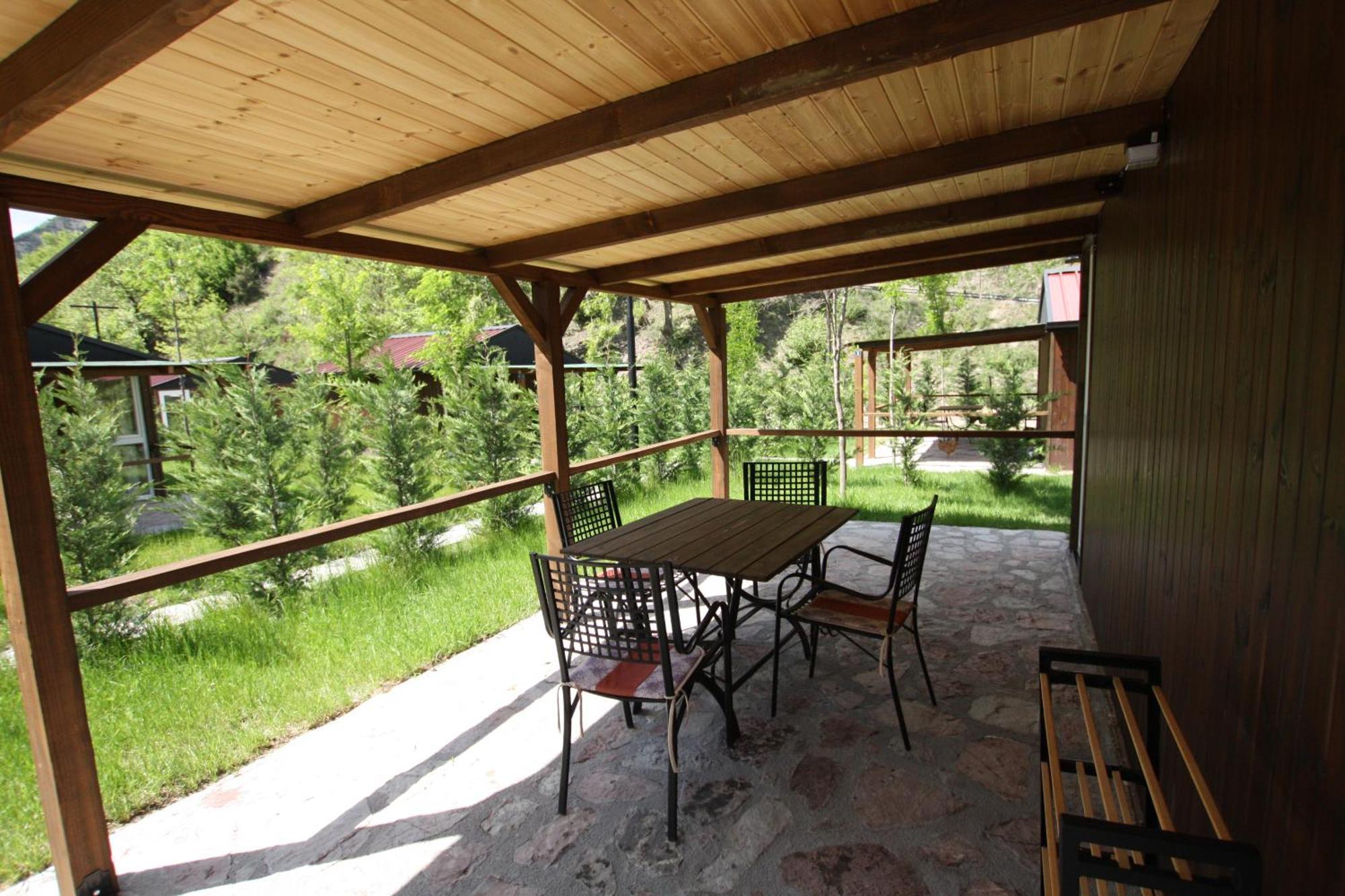 Lugina E Shengjergjit ,Bujtinat Vila Tirana Exterior foto